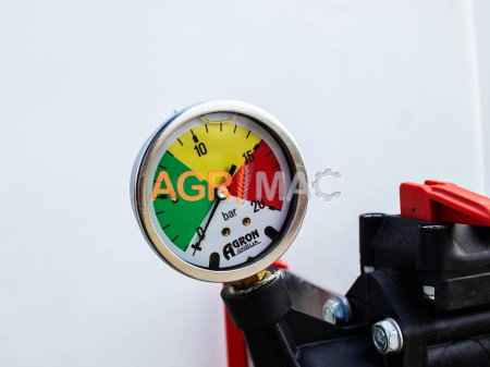 Instalație de erbicidat PA700+AD10 – 700L, 45 CP [11]