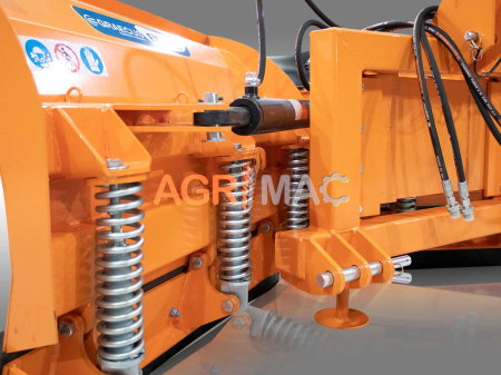 Lamă de deszăpezire hidraulică 2540 mm pentru tractor 50–90 CP [11]