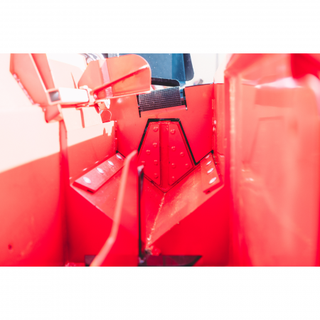 Japa 315+ BES – Procesator de lemn profesional, motor Honda 13 CP, cu șasiu rutier [9]