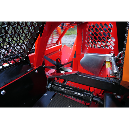 Japa® 505 PRO  D – Linie tăiere‑despicare lemne Ø 50 cm, 16 t, motor 25 cp diesel Kubota [25]