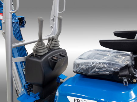 Miniexcavator EB10 10CP Motor KOOP KD192 Diesel | Graecus [2]