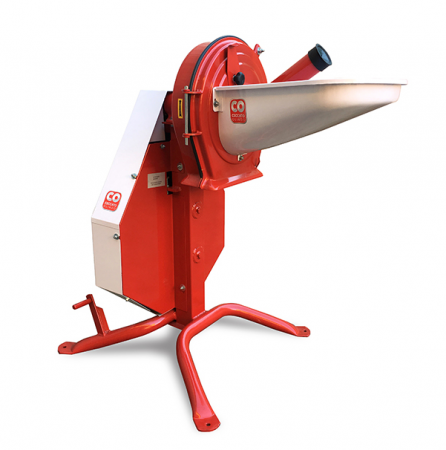 Performanță și Tradiție în Agricultură | Moara Ceccato Olindo CM24 | Uneltisimo.ro [1]