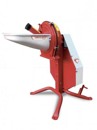 Prelucrare biomasa - Performanță și Tradiție în Agricultură | Moara Ceccato Olindo CM24 | Uneltisimo.ro