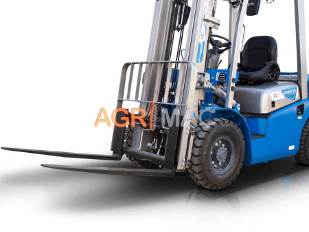 Motostivuitor diesel Clark 2.5T Xinchai C490 cu catarg Duplex 3000 mm și furci 1220 mm [6]