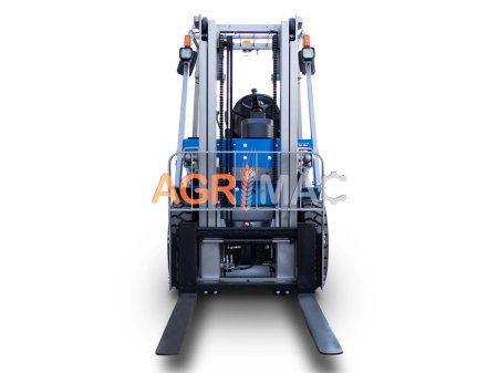 Motostivuitor diesel Clark 2.5T Xinchai C490 cu catarg Duplex 3000 mm și furci 1220 mm [2]