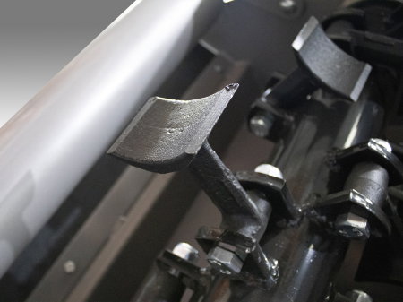 Tocător de Vegetație cu Braț MTK120 [12]