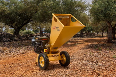 YAMACHIPPER VR20 – Tocător crengi 13 CP Honda GX390, evacuare la sol, cuțite duble și contra‑cuțit, tăiere crengi până la 100 mm [1]