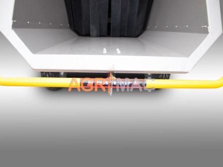 Tocător de crengi KB15, motor Loncin 15 CP, diametru 150 mm [6]