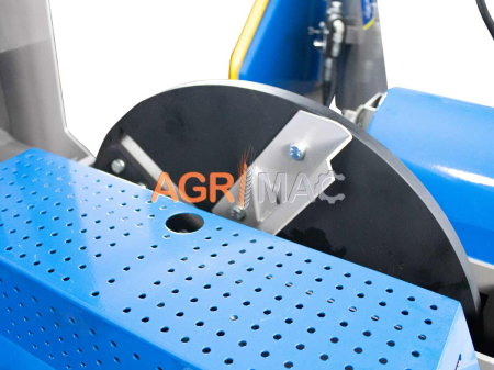 Tocător de crengi KBT15H, motor Loncin 27 CP, hidraulic, 150 mm [18]