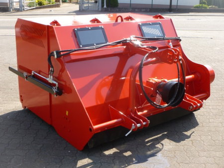 Tocător cu colector 1.40 m Fehrenbach Maschinen – PTO 540 rpm, 20–40 CP, colector 1.15 m³ [1]