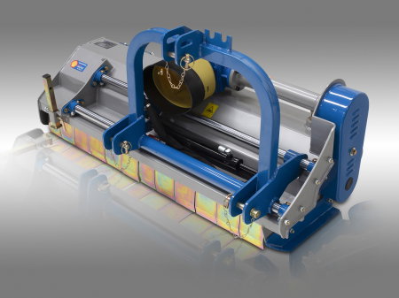 Tocator de vegetatie pentru tractor, 145 cm, conectare cardan PTO, deplasare laterala hidraulica, Graecus MKP1455 [8]