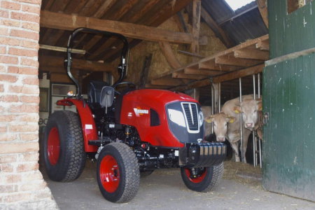Shibaura SB50h – Tractor compact 48 CP cu roți agricole, PTO 540/540Eco, hidrostatic, ridicare 1500 kg [2]
