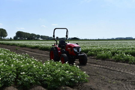 Shibaura SB50h – Tractor compact 48 CP cu roți agricole, PTO 540/540Eco, hidrostatic, ridicare 1500 kg [3]