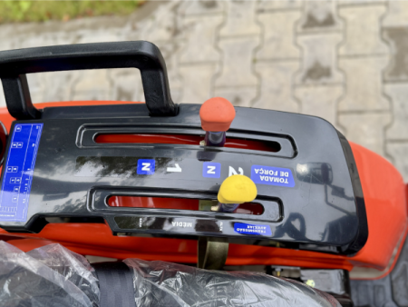 Tractor compact Hinomoto HM3020 – 20 CP, 4x4, PTO 540/1000 rpm, motor 3 cilindri diesel [13]