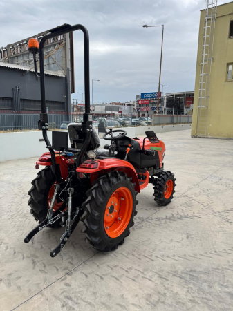 Tractor Hinomoto HM275 – 25 CP, 4×4, transmisie 9+3, PTO 540/980 rpm, motor 3 cilindri diesel [3]