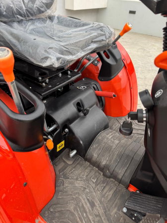 Tractor Hinomoto HM275 – 25 CP, 4×4, transmisie 9+3, PTO 540/980 rpm, motor 3 cilindri diesel [12]