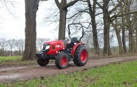 Shibaura SB36h – Tractor compact 35 CP, transmisie HST 3 trepte, PTO 540/750, ridicare 1500 kg, direcție asistată [9]