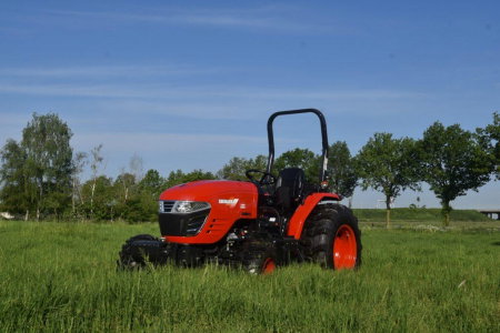 Shibaura SB62h – Tractor compact 60 CP, transmisie hidrostatică 3 game, PTO 540/750, headland management, greutăți frontale, 4×4, ROPS [2]