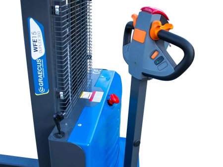 transpalet-electric-wfe15-1500kg-duplex-3000mm-pietonal [11]