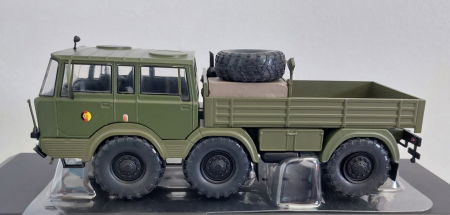 Macheta remorcher Tatra 813 6x6 militar, scara 1:43 [1]