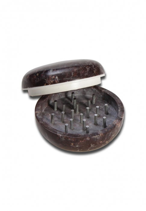 Grinder din Piatra, Oval, 2 parti, Ø45mm [3]