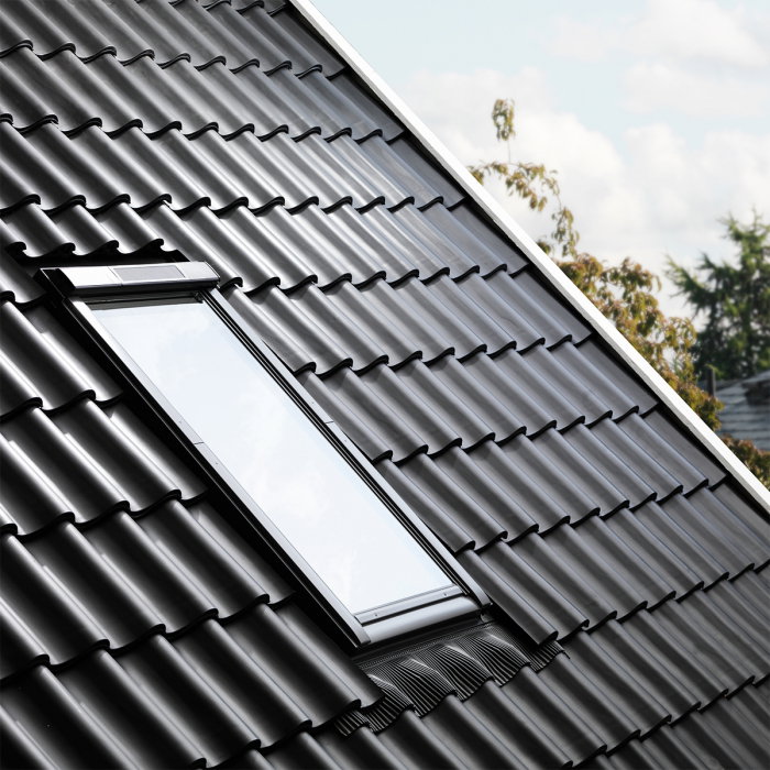 fereastra-mansarda-velux-ggu-008230-casa-pasiva-clasa-A-u-0-51.jpg [9]