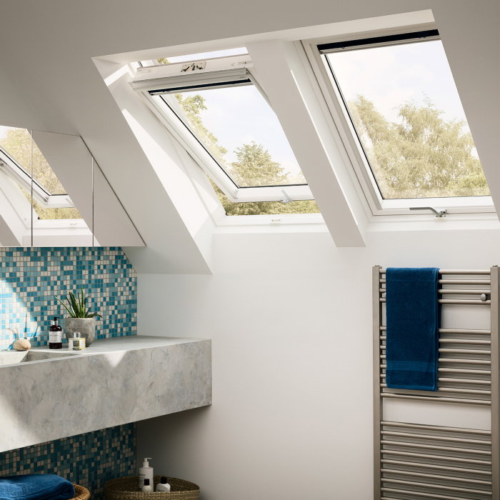 fereastra-mansarda-velux-glu-0061-poliuretan-geam-triplu-fara-intretinere.jpg [8]