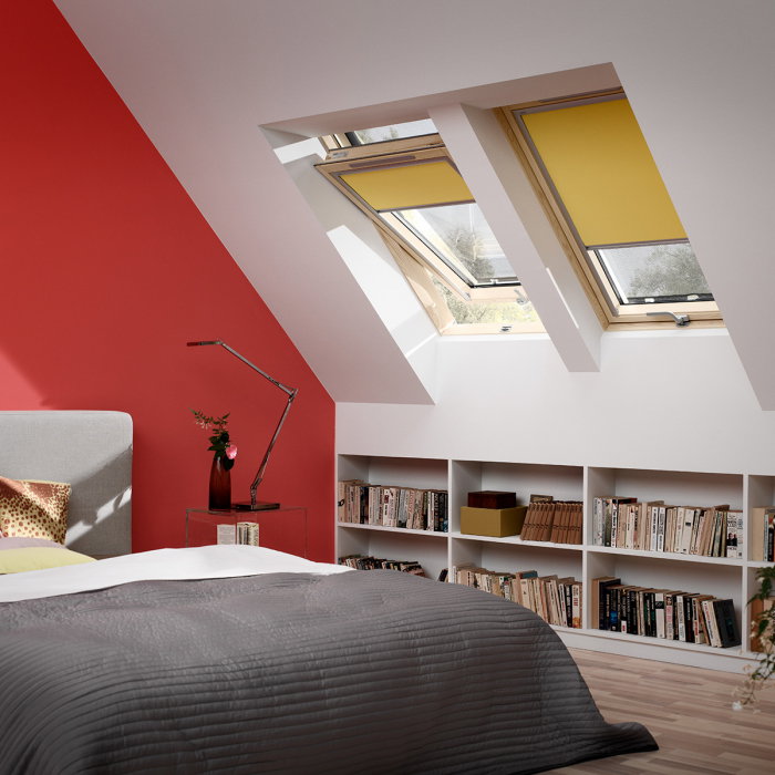 fereastra-mansarda-velux-gzl-1051b-operare-de-jos-parapet-inalt.jpg [2]