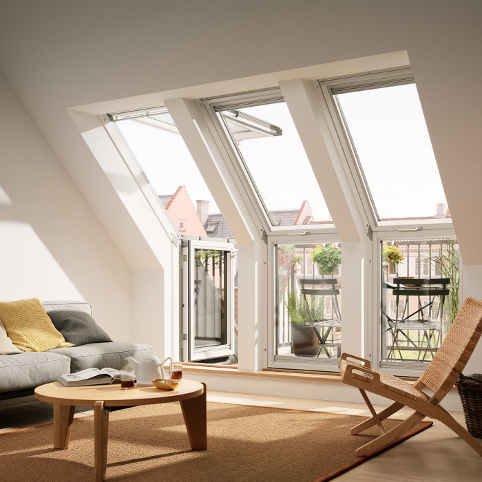 fereastra-mansarda-velux-gel-vea-3065-acces-terasa-usa-exterior.jpg [5]