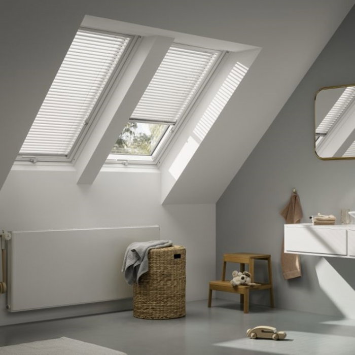 jaluzele-venetiene-velux-aluminiu.jpg [3]