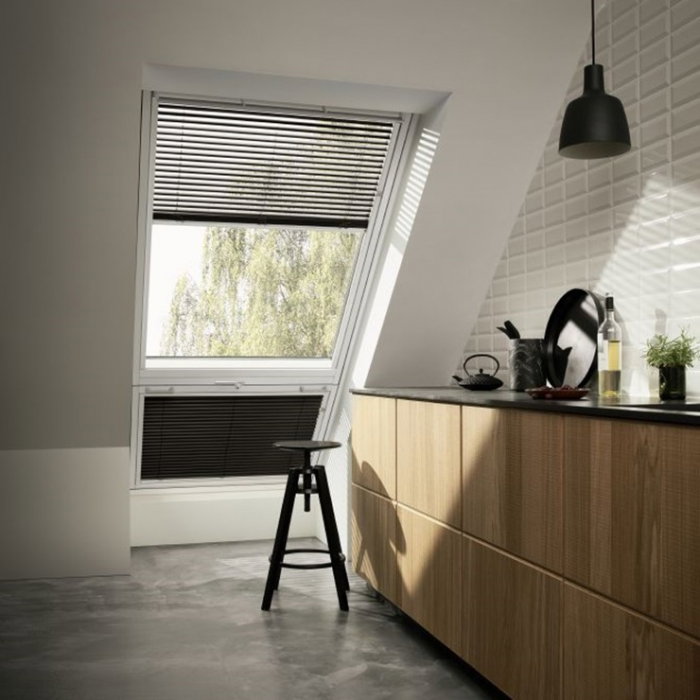 jaluzele-venetiene-velux-aluminiu.jpg [5]