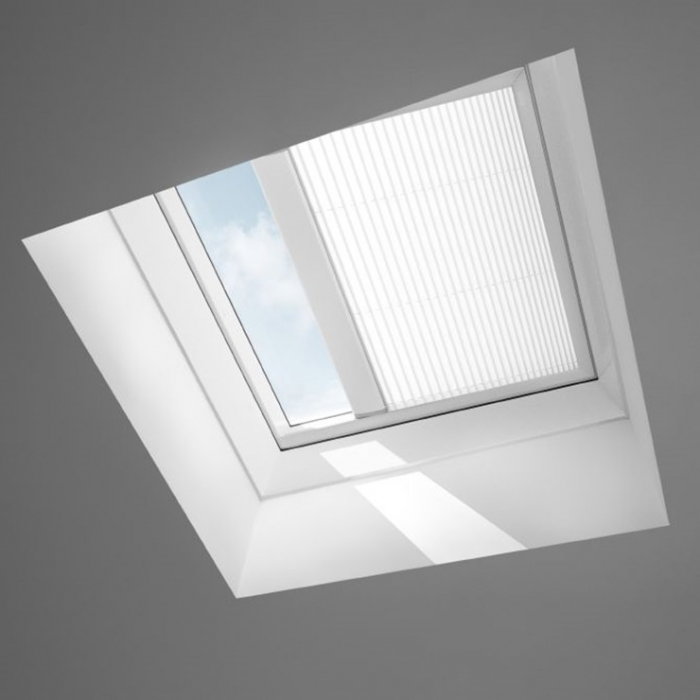 rulou-plisat-semi-transparent-electric-velux-terasa.jpg [1]