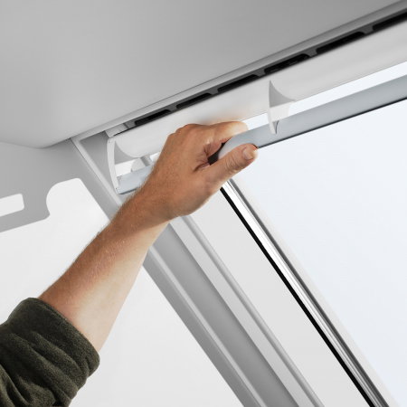 fereastra-mansarda-electrica-velux-gpu-007021-confort-plus-panoramic [13]