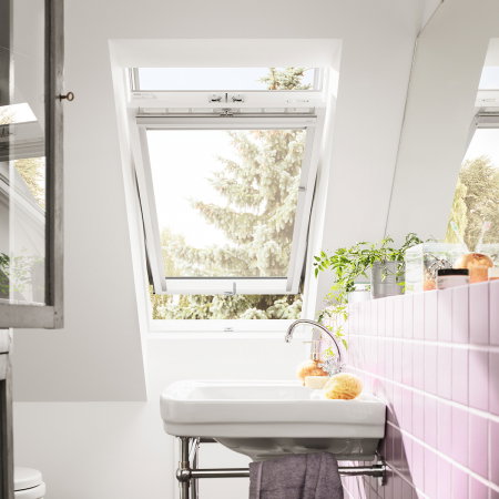 fereastra-mansarda-velux-glu-0061-poliuretan-geam-triplu-fara-intretinere.jpg [6]