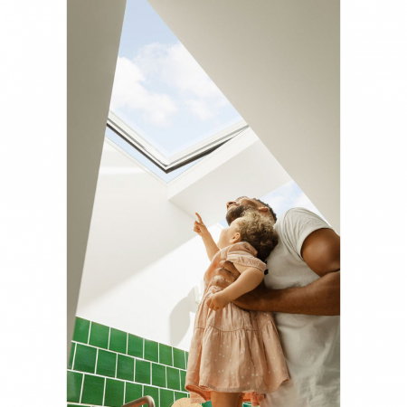 fereastra-velux-sticla-plata-terasa.jpg [2]