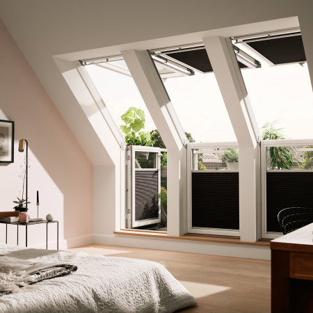 fereastra-mansarda-velux-gel-vea-3065-acces-terasa-usa-exterior.jpg [7]