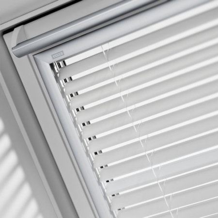jaluzele-venetiene-velux-aluminiu.jpg [1]