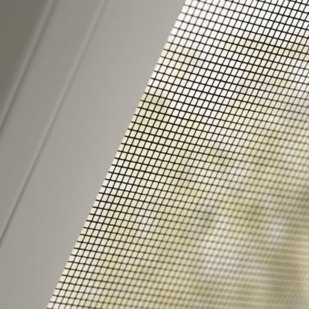 Accesorii Originale VELUX - Rulouri, Rame de Etanșare și Sisteme de Control - plasa-impotriva-insectelor-velux-zil.jpg
