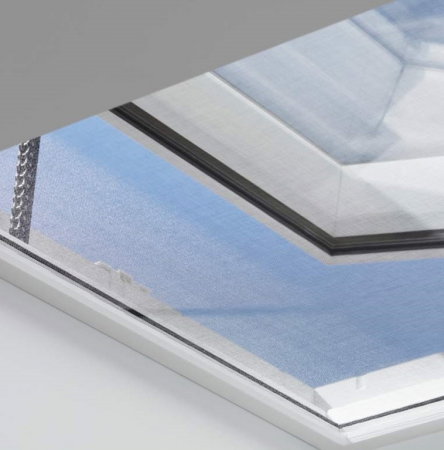Accesorii Originale VELUX - Rulouri, Rame de Etanșare și Sisteme de Control - plasa-insecte-alba-velux-terasa-montaj-usor.jpg