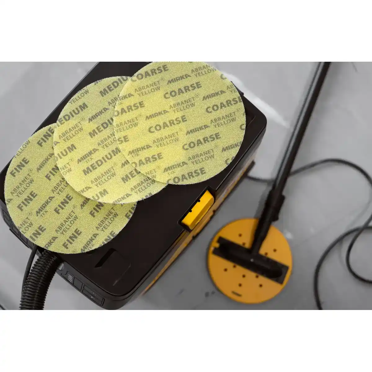 Discuri abrazive Mirka, P180, Abranet Yellow, 225mm, Medium, pentru slefuire curata si eficienta, 20 de buc/set [6]