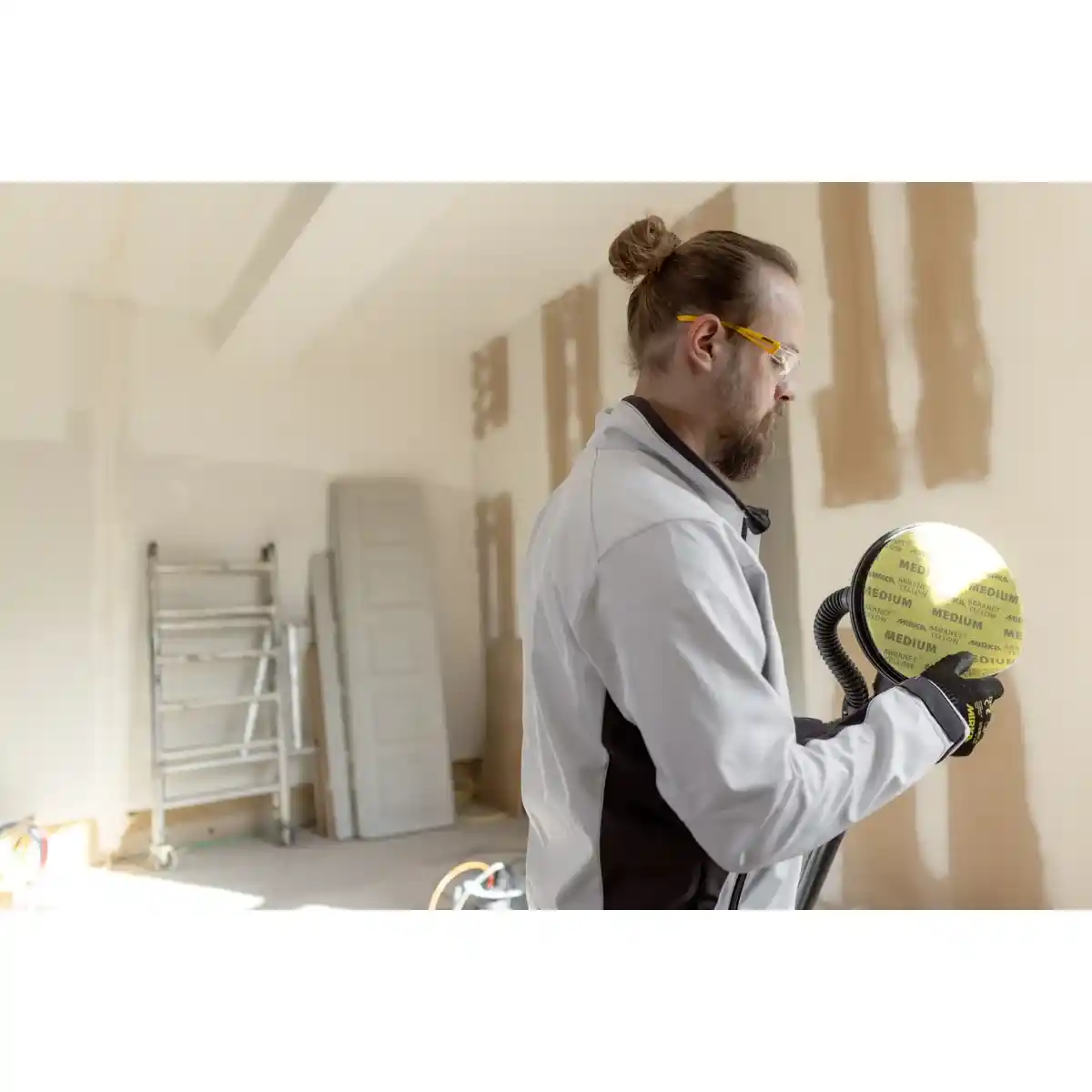 Discuri abrazive Mirka, P180, Abranet Yellow, 225mm, Medium, pentru slefuire curata si eficienta, 20 de buc/set [5]