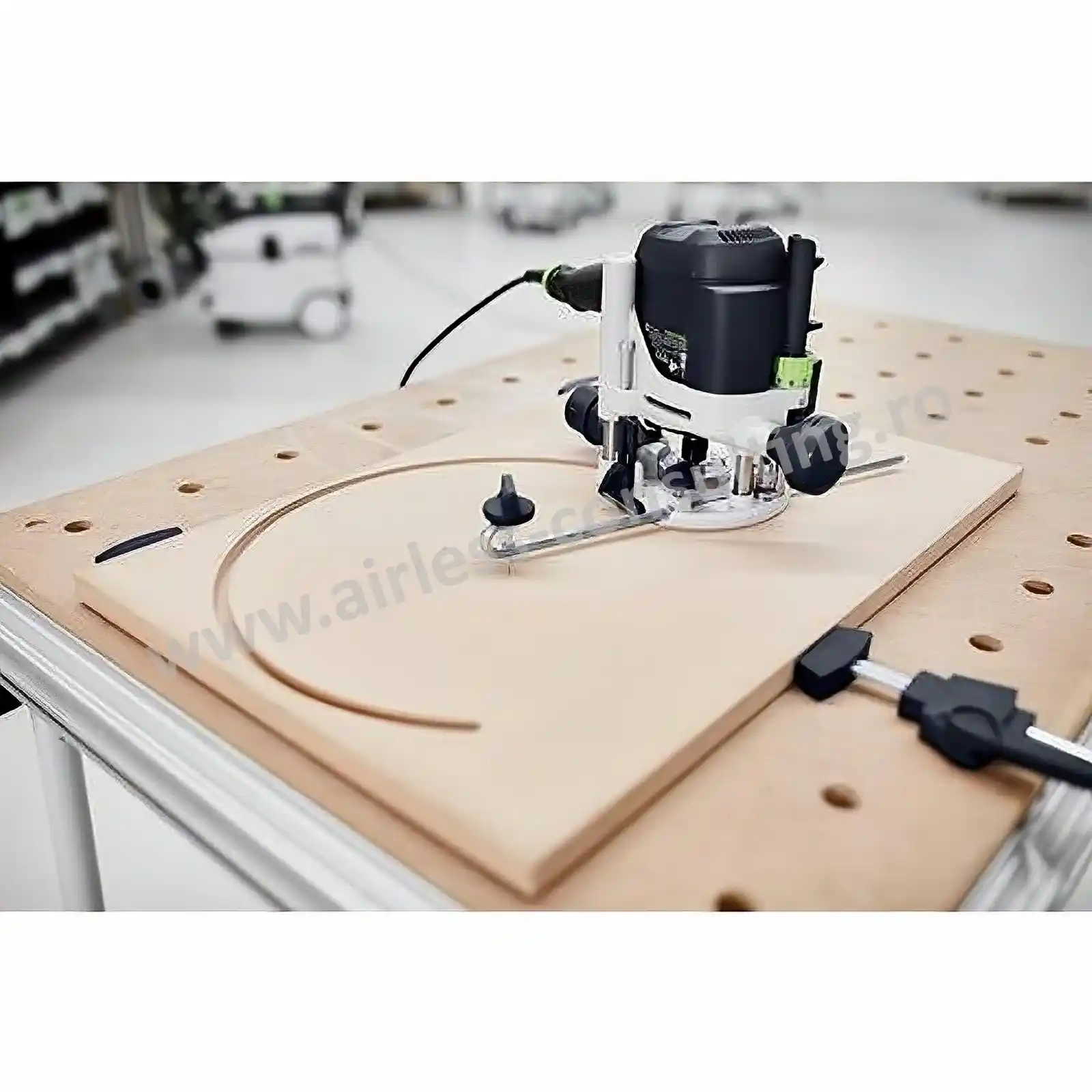 Dispozitiv pentru taierea cercurilor si razelor pe suprafete si muchii SZ-OF 1010 Festool [3]
