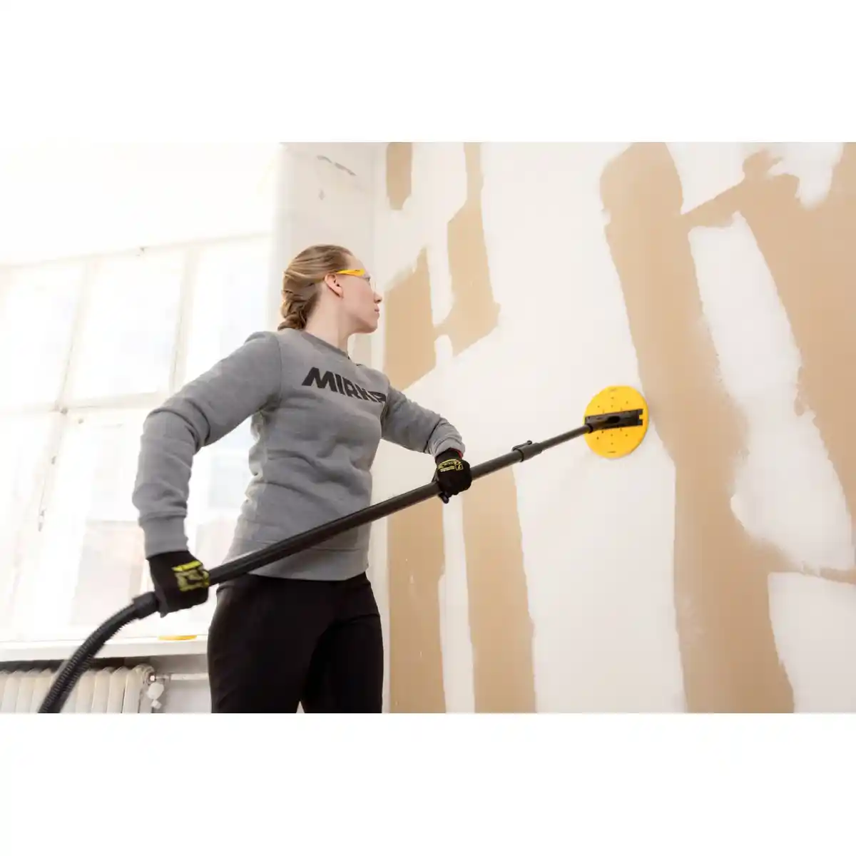 Discuri abrazive Mirka, P180, Abranet Yellow, 225mm, Medium, pentru slefuire curata si eficienta, 20 de buc/set [3]