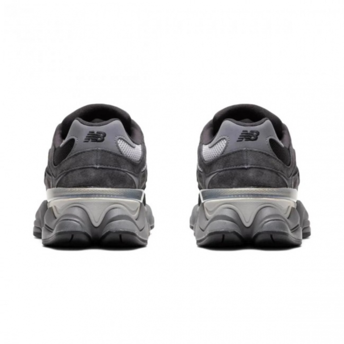 9060 - FOOTWEAR CLASSICS [2]