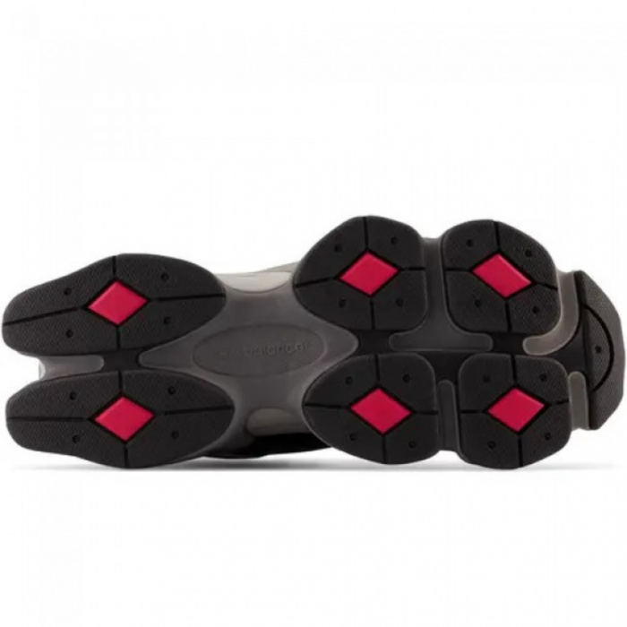 9060 - FOOTWEAR CLASSICS [4]