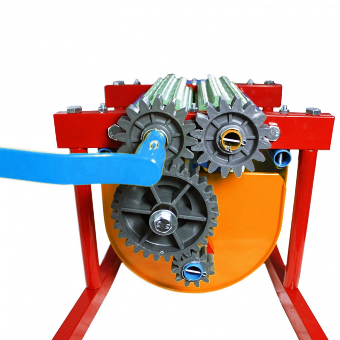 Zdrobitor desciorchinator manual de struguri Micul Fermier, cuva 20 litri, 300 kg/h [5]