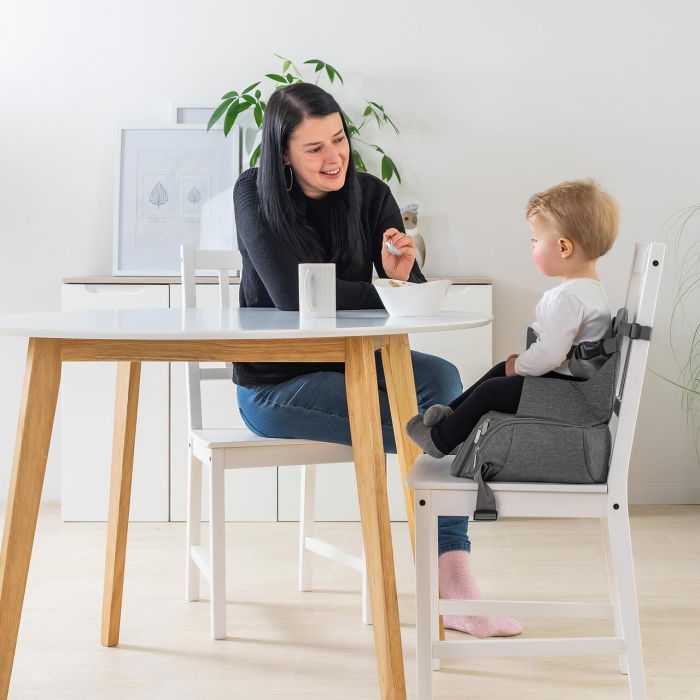 Inaltator de scaun pentru bebelusi 6-36 luni, transportabil, din plastic reciclat, Reer Growing Booster Seat 85041 [7]