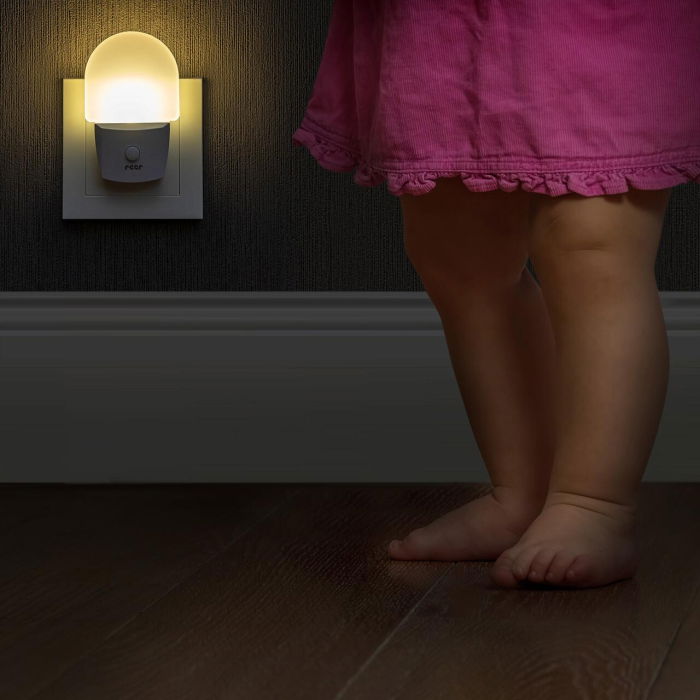 Lampa de veghe pentru priza, cu comutator, 0+ luni, Reer NightGuide 52390 [6]