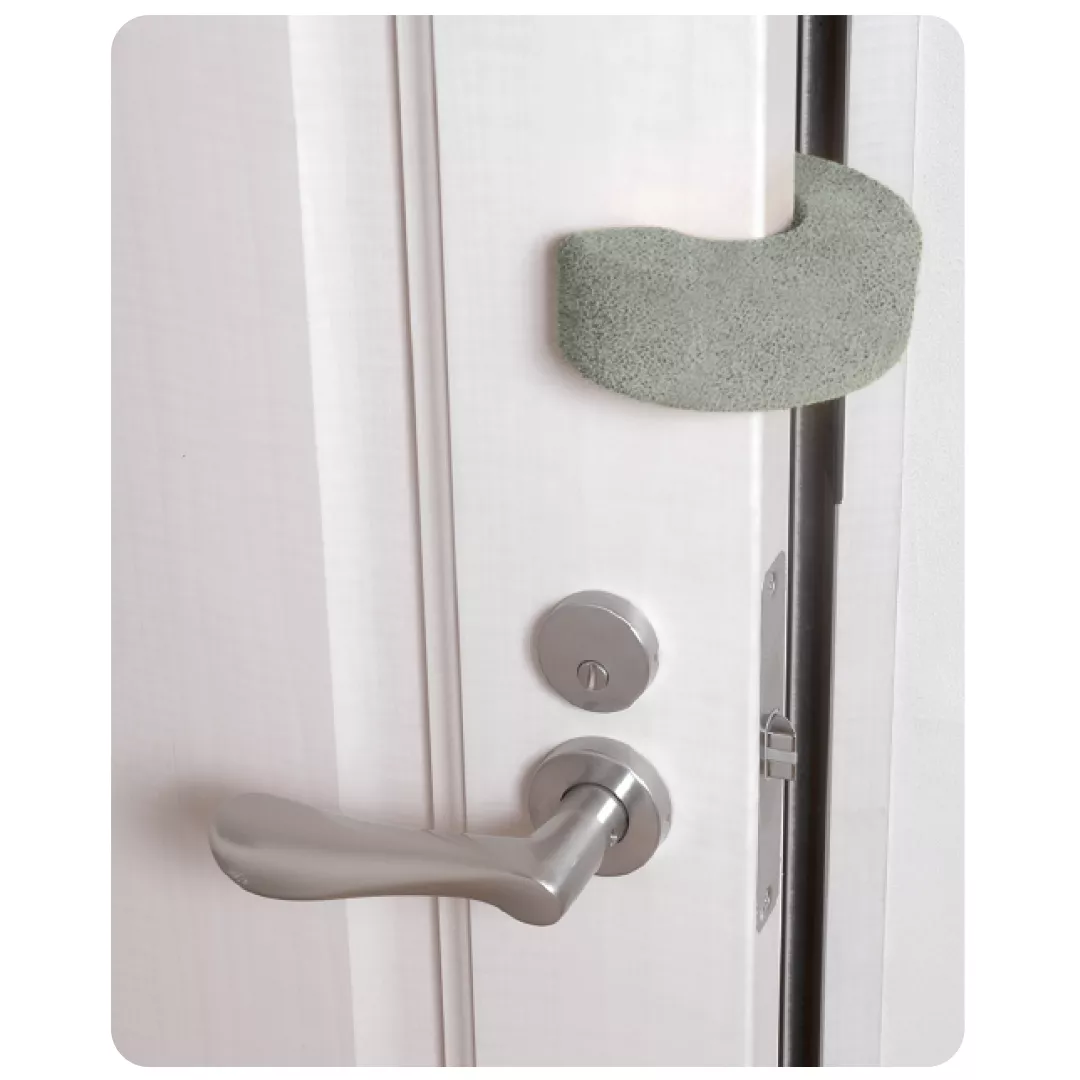 Set siguranță copii transparent pentru colțuri, muchii și dulapuri 12 buc [9]