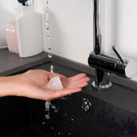 Aspirator nazal pentru bebelusi, cu adaptor pentru aspiratorul casnic, varf din silicon moale, sterilizabil la abur, saculet depozitare si 4 filtre, Reer 79149 [4]